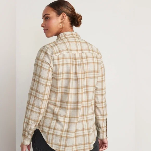 Plaid Flannel Classic Shirt - Picture 2 of 4